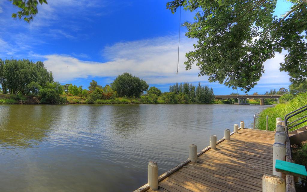 Nrma Bairnsdale Riverside Holiday Park Eksteriør billede
